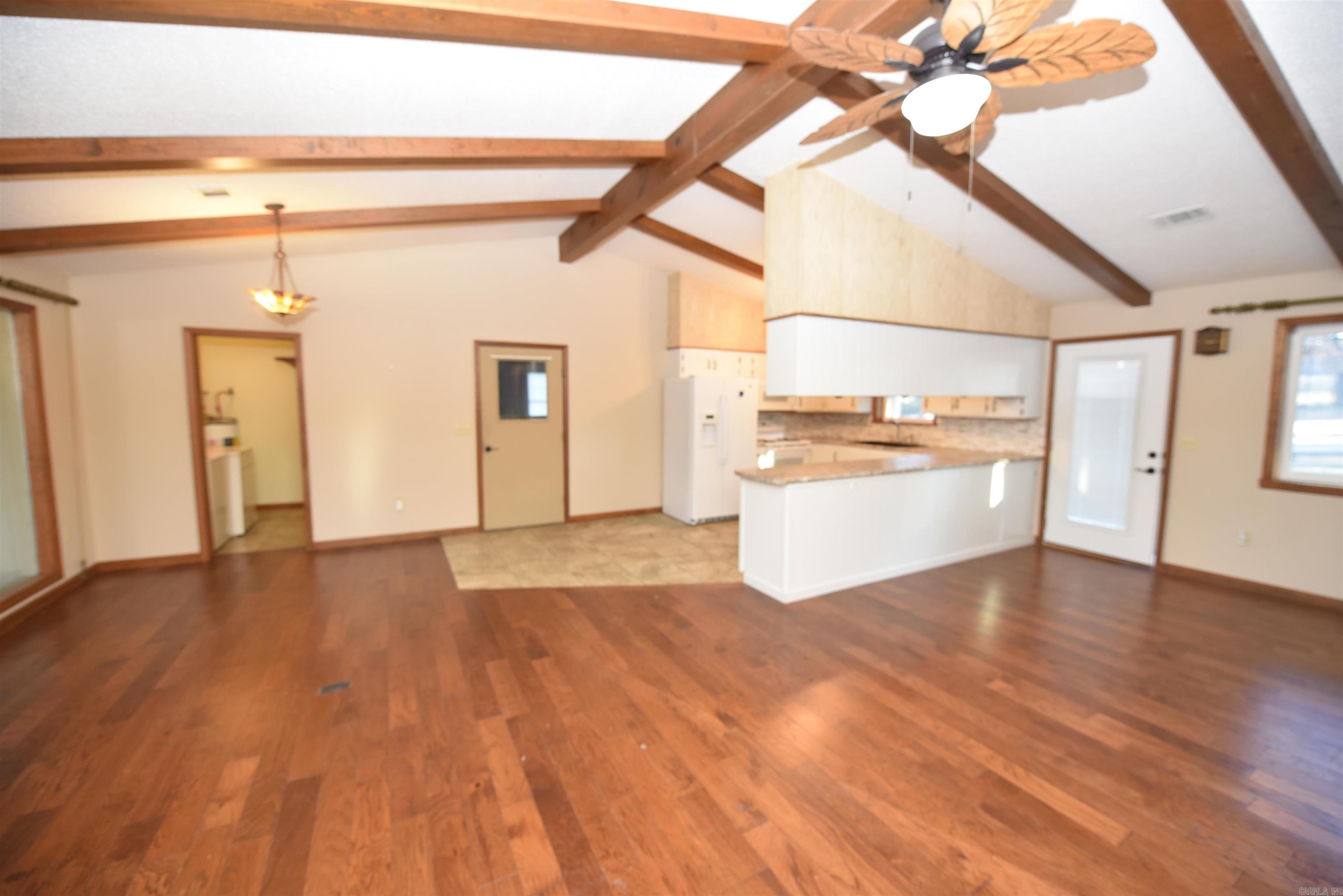 INDIAN HILLS - Residential