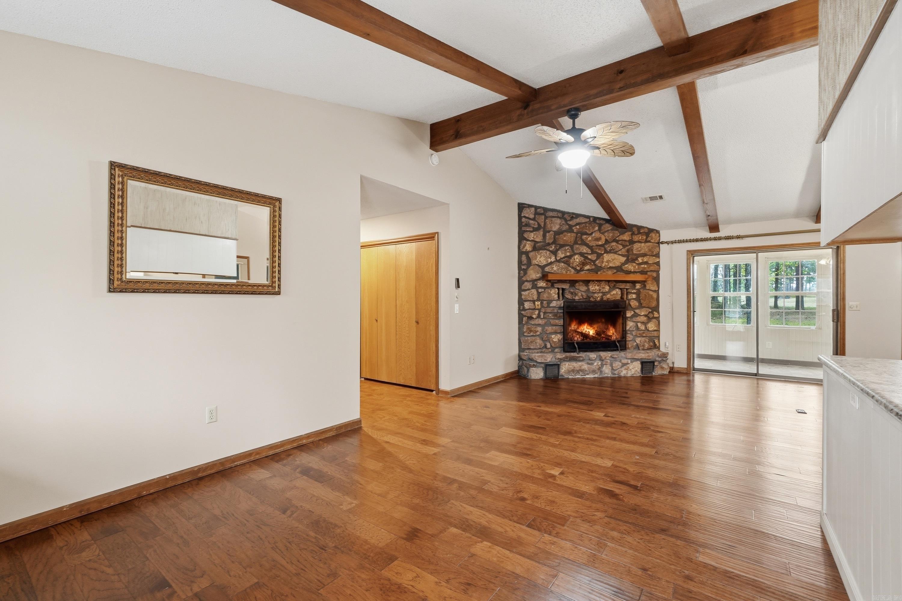 INDIAN HILLS - Residential