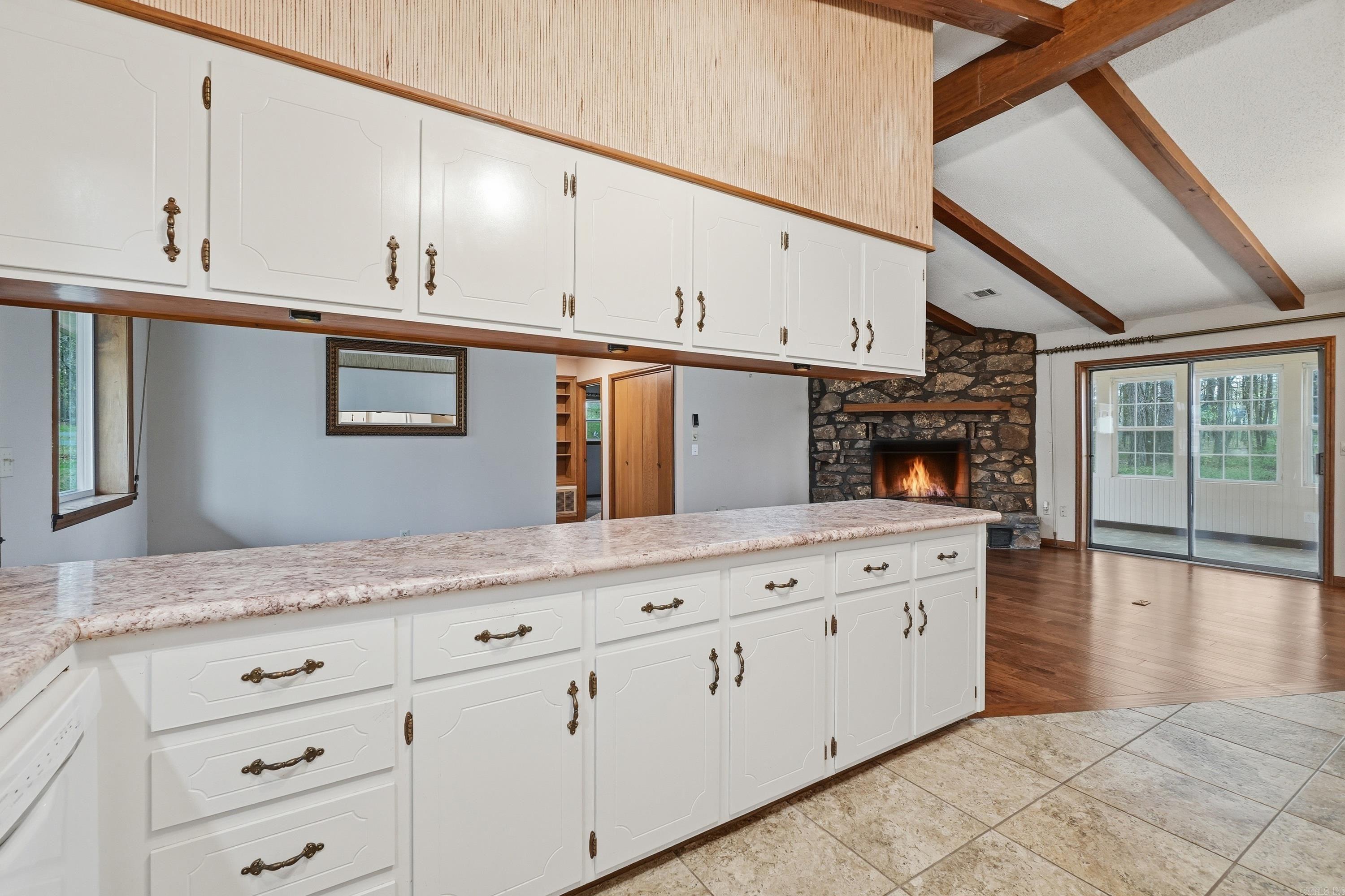 INDIAN HILLS - Residential