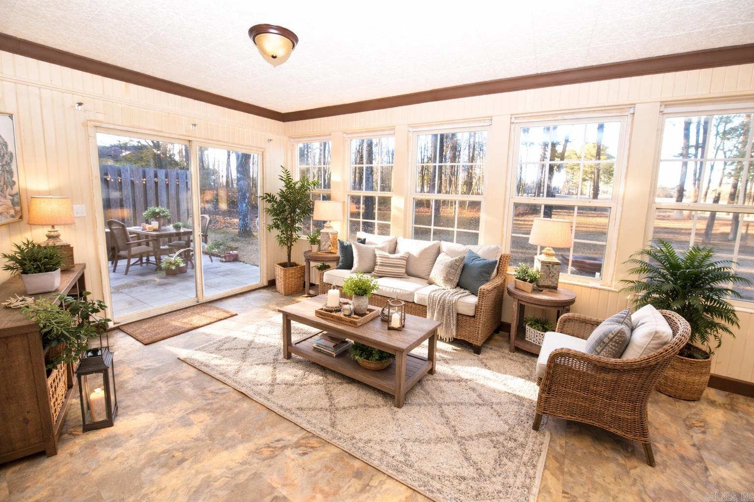 INDIAN HILLS - Residential