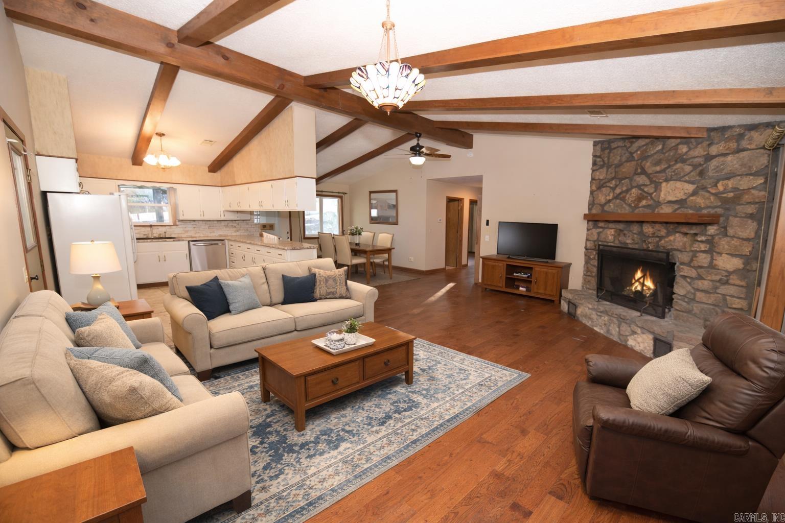 INDIAN HILLS - Residential