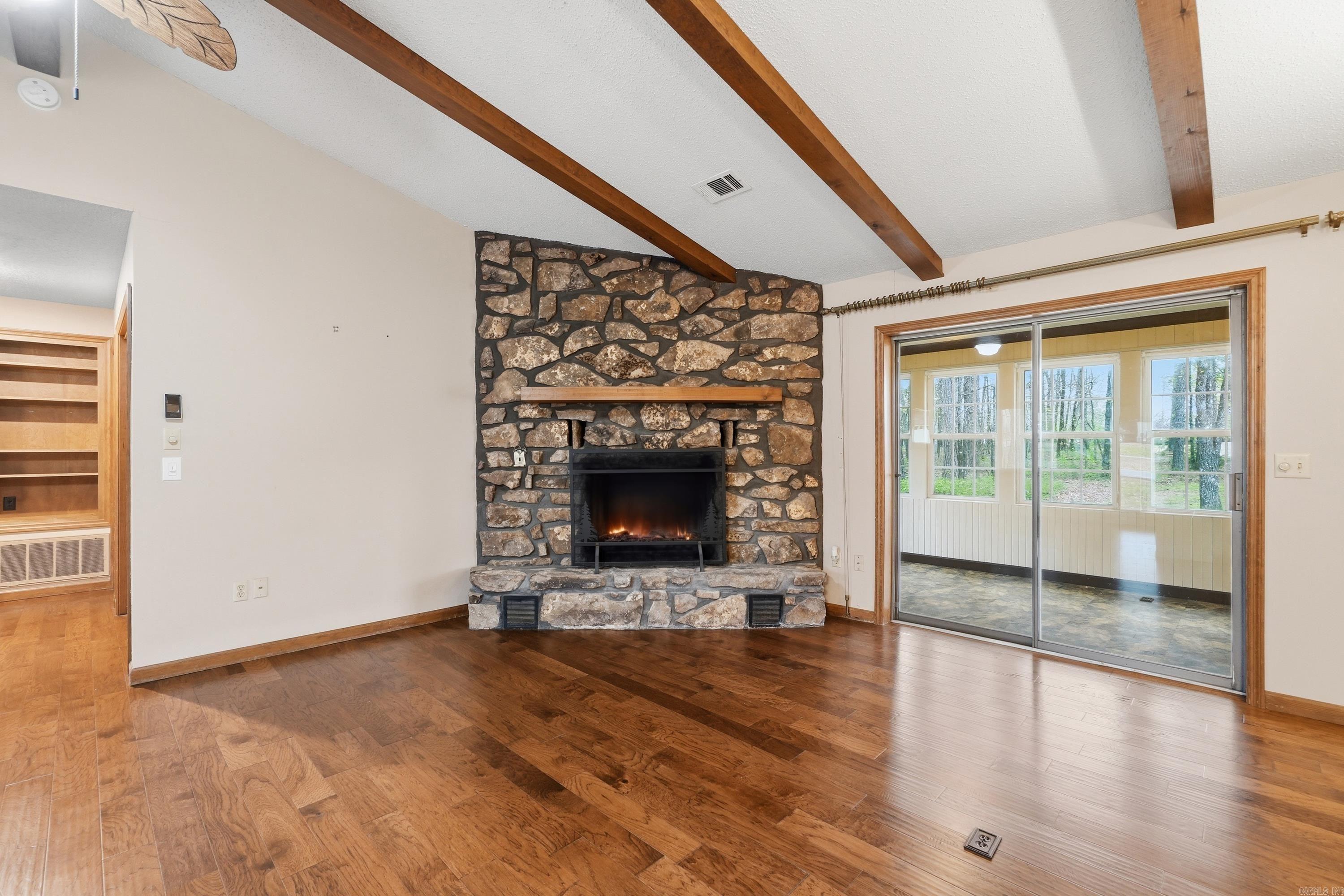 INDIAN HILLS - Residential