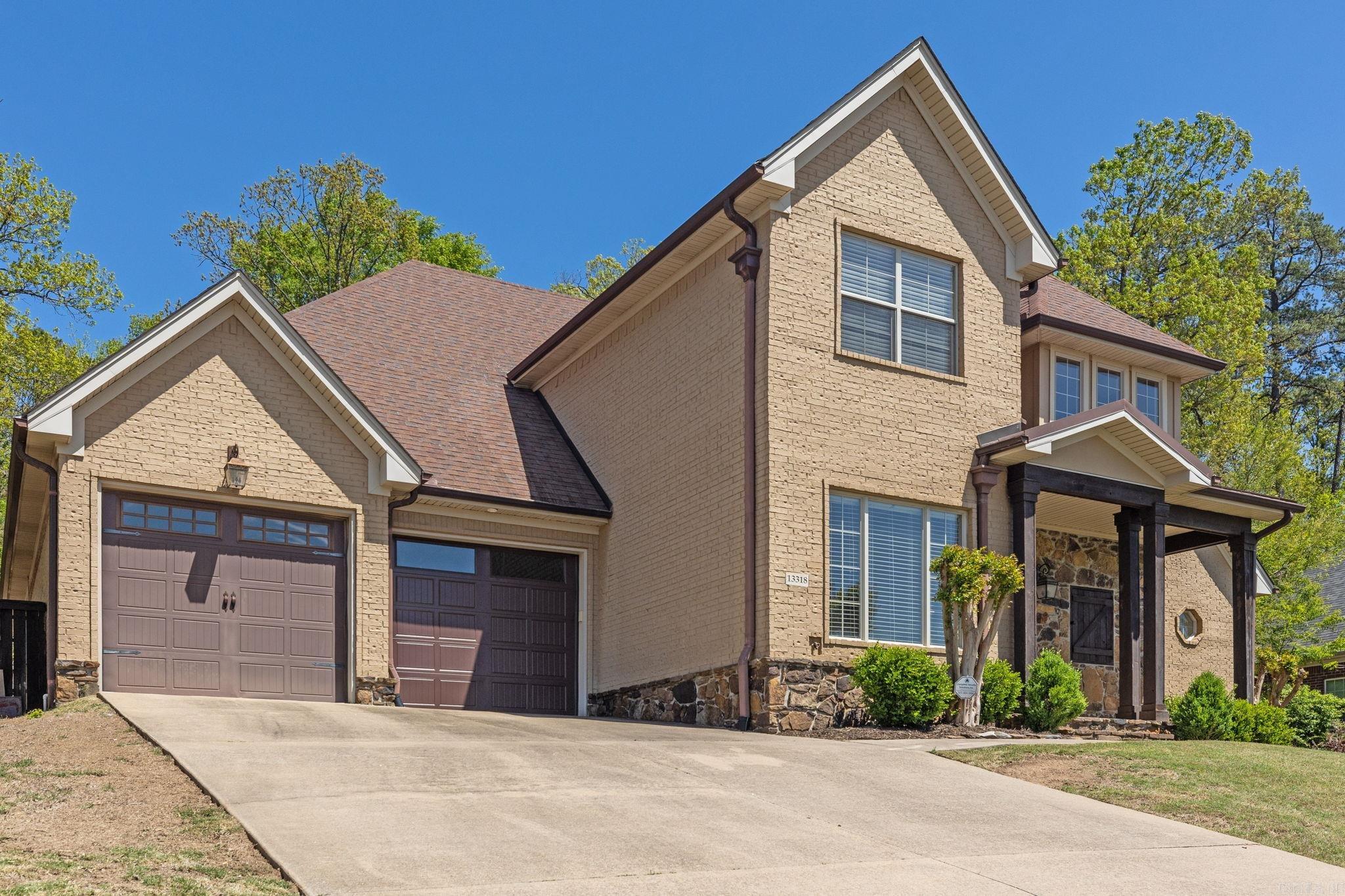 WOODLANDS EDGE - Residential