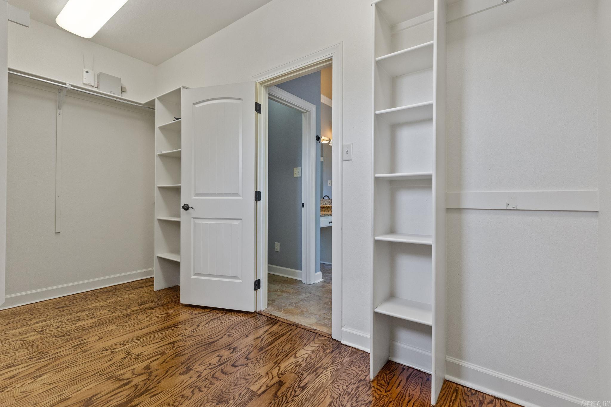 WOODLANDS EDGE - Residential