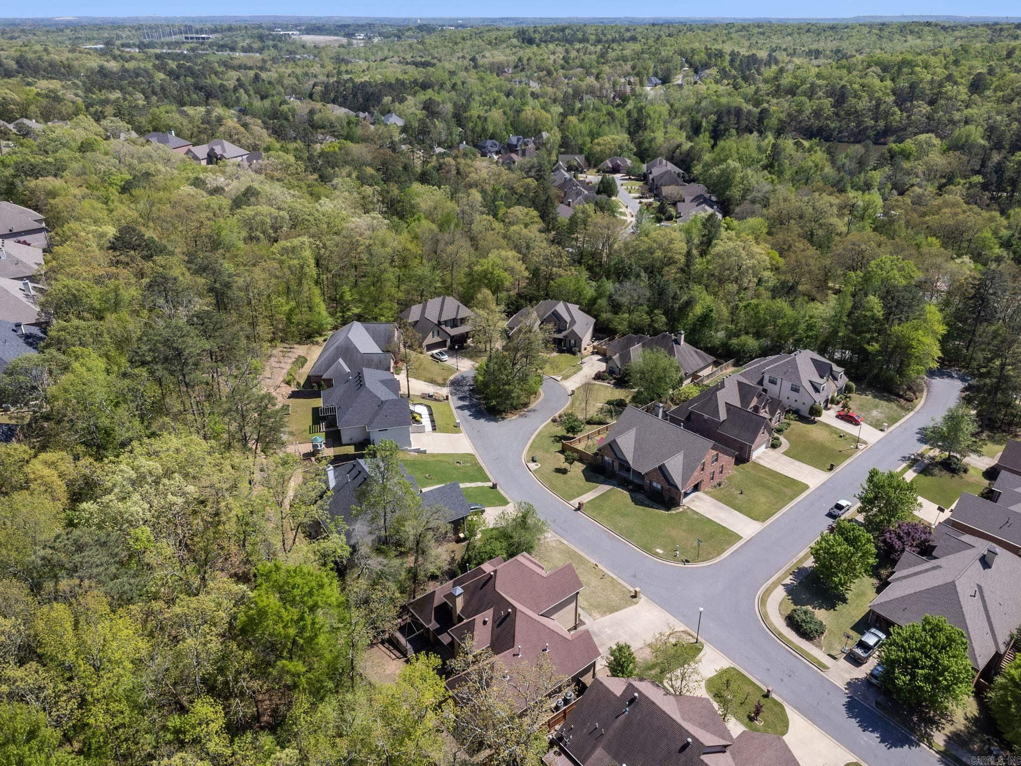 WOODLANDS EDGE - Residential