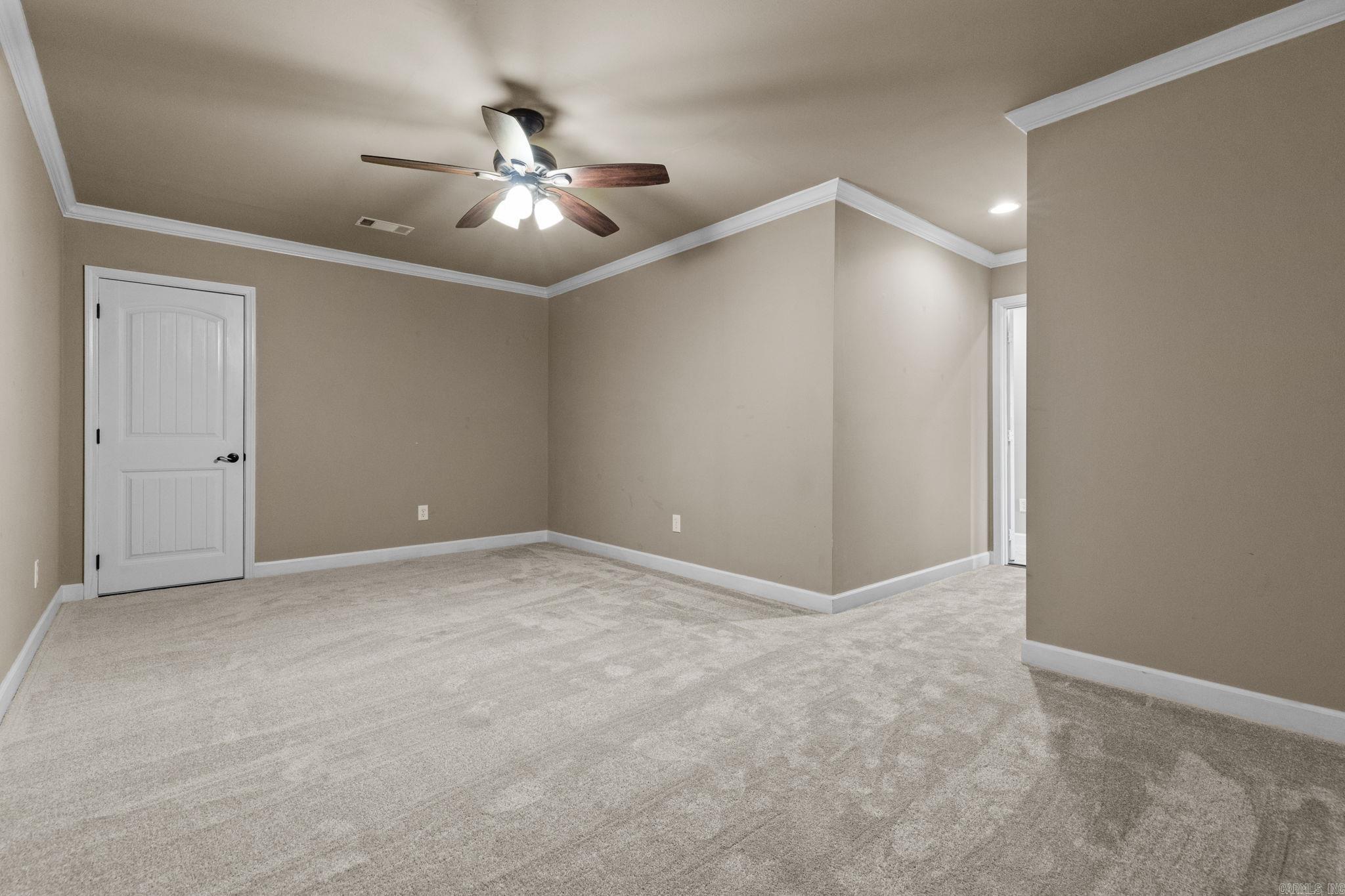 WOODLANDS EDGE - Residential