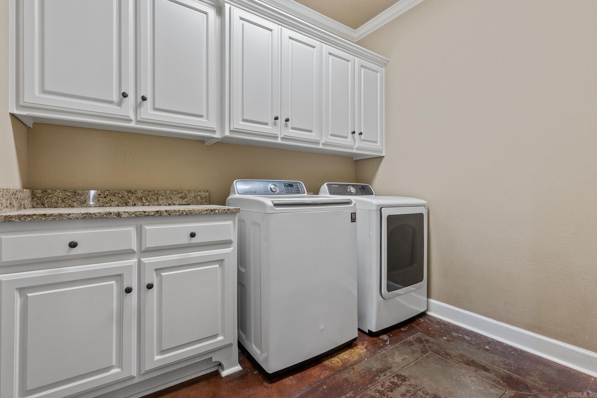 WOODLANDS EDGE - Residential