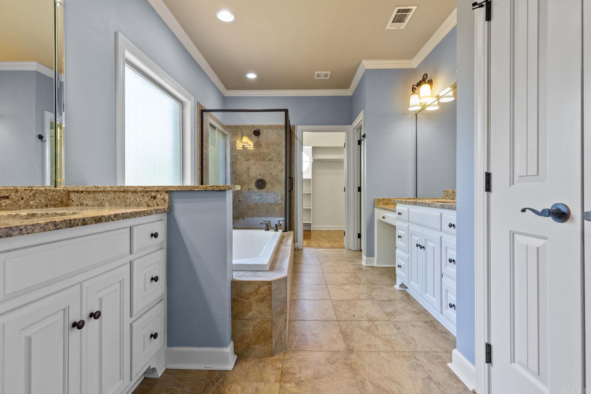 WOODLANDS EDGE - Residential