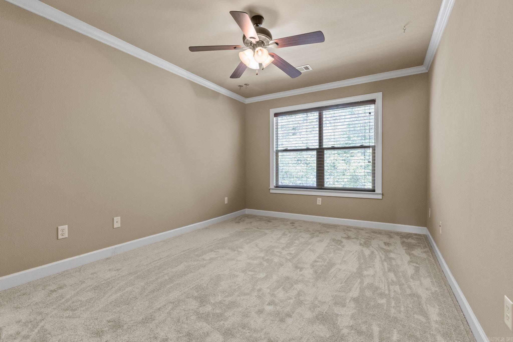 WOODLANDS EDGE - Residential