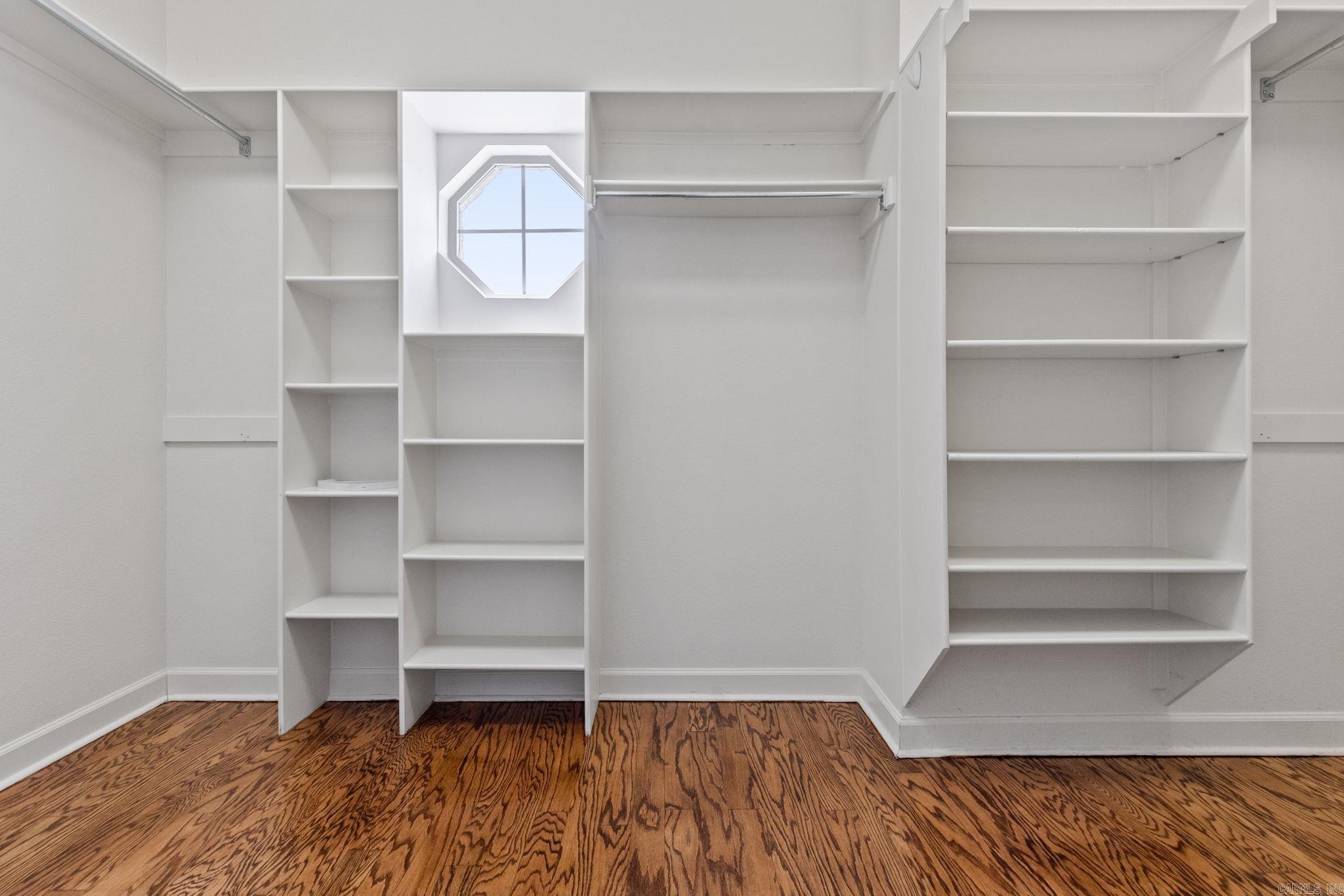 WOODLANDS EDGE - Residential