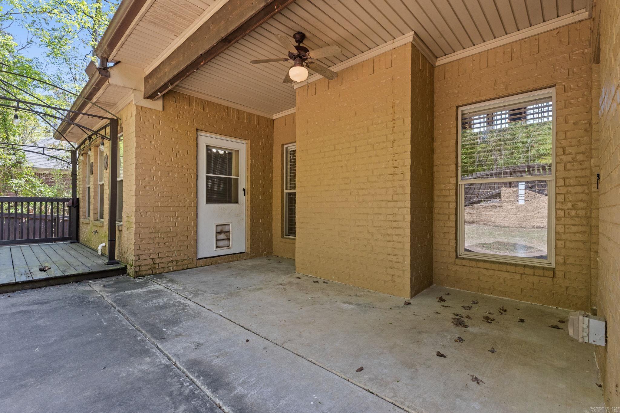 WOODLANDS EDGE - Residential