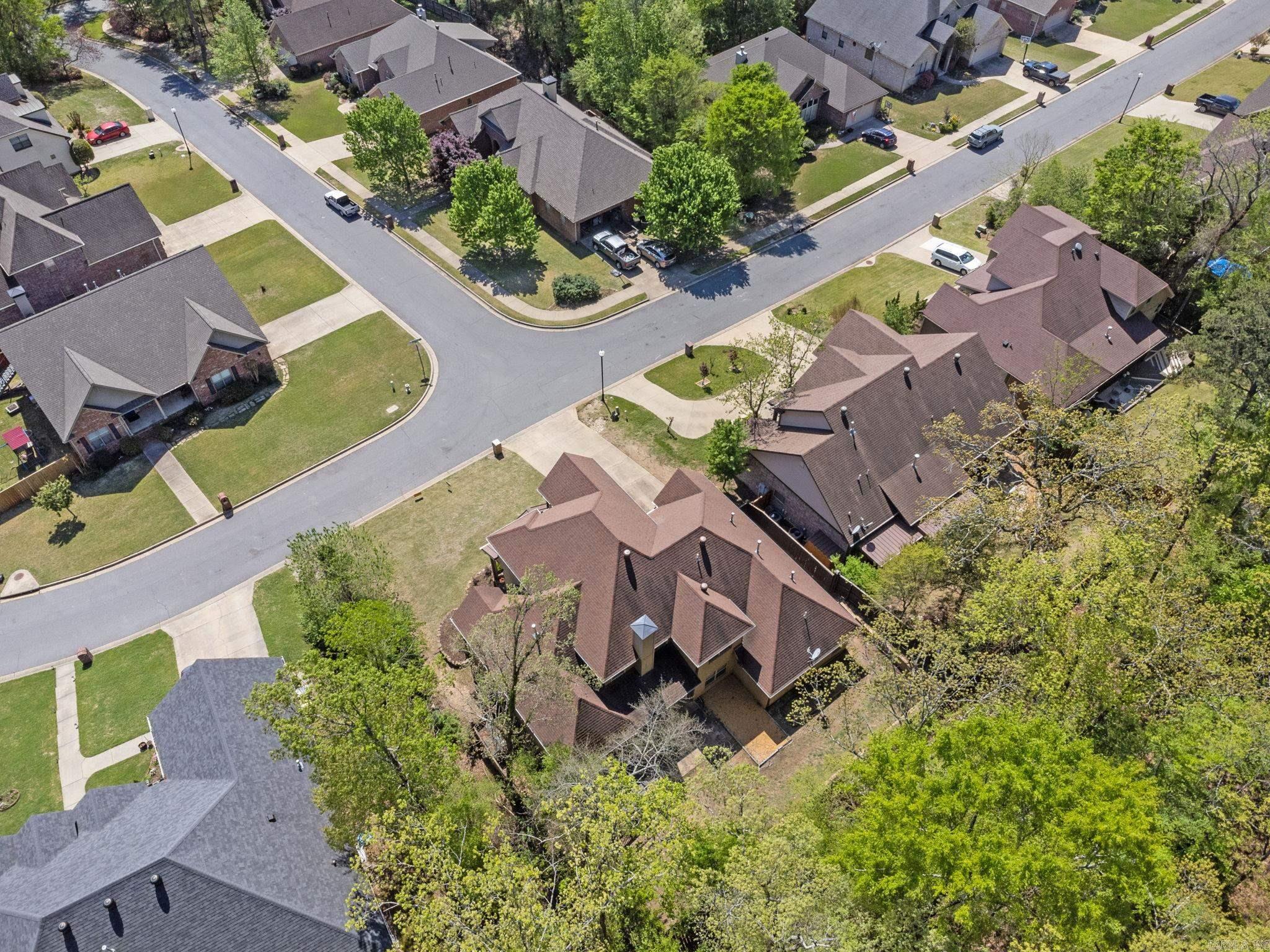 WOODLANDS EDGE - Residential