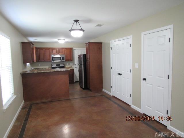 The Falls PUD - Residential Lease