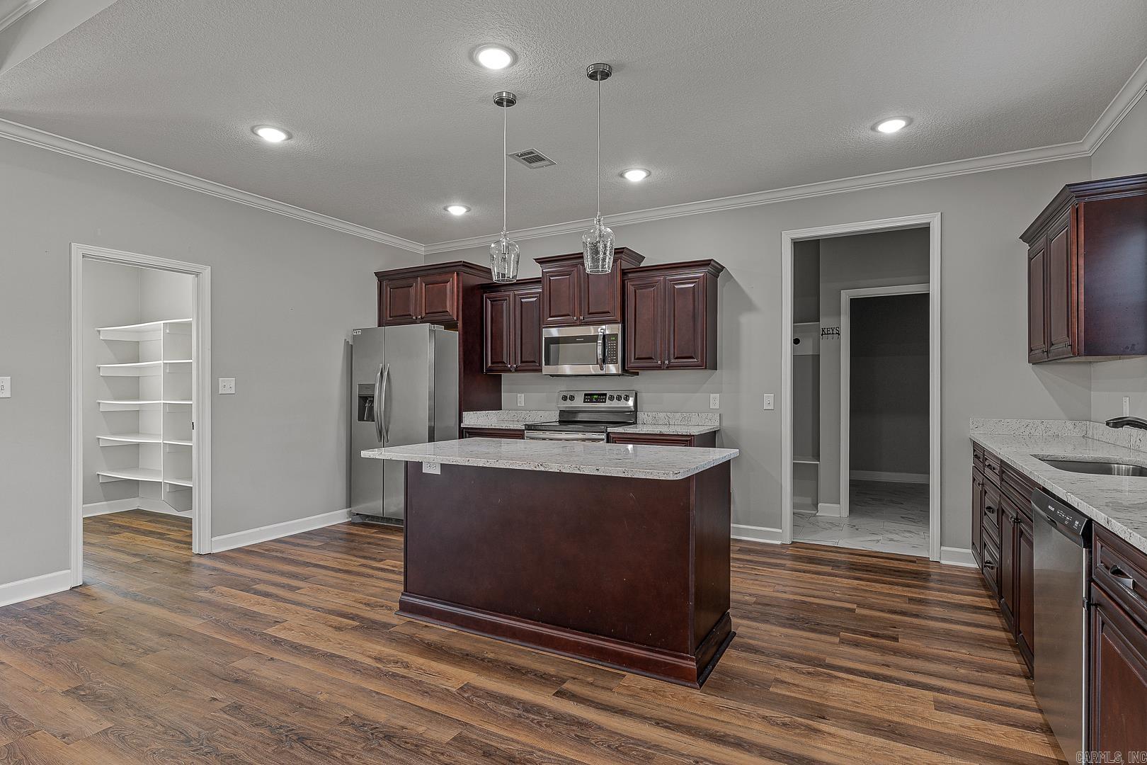 Jordan Kaitlyn Phase2 - Residential