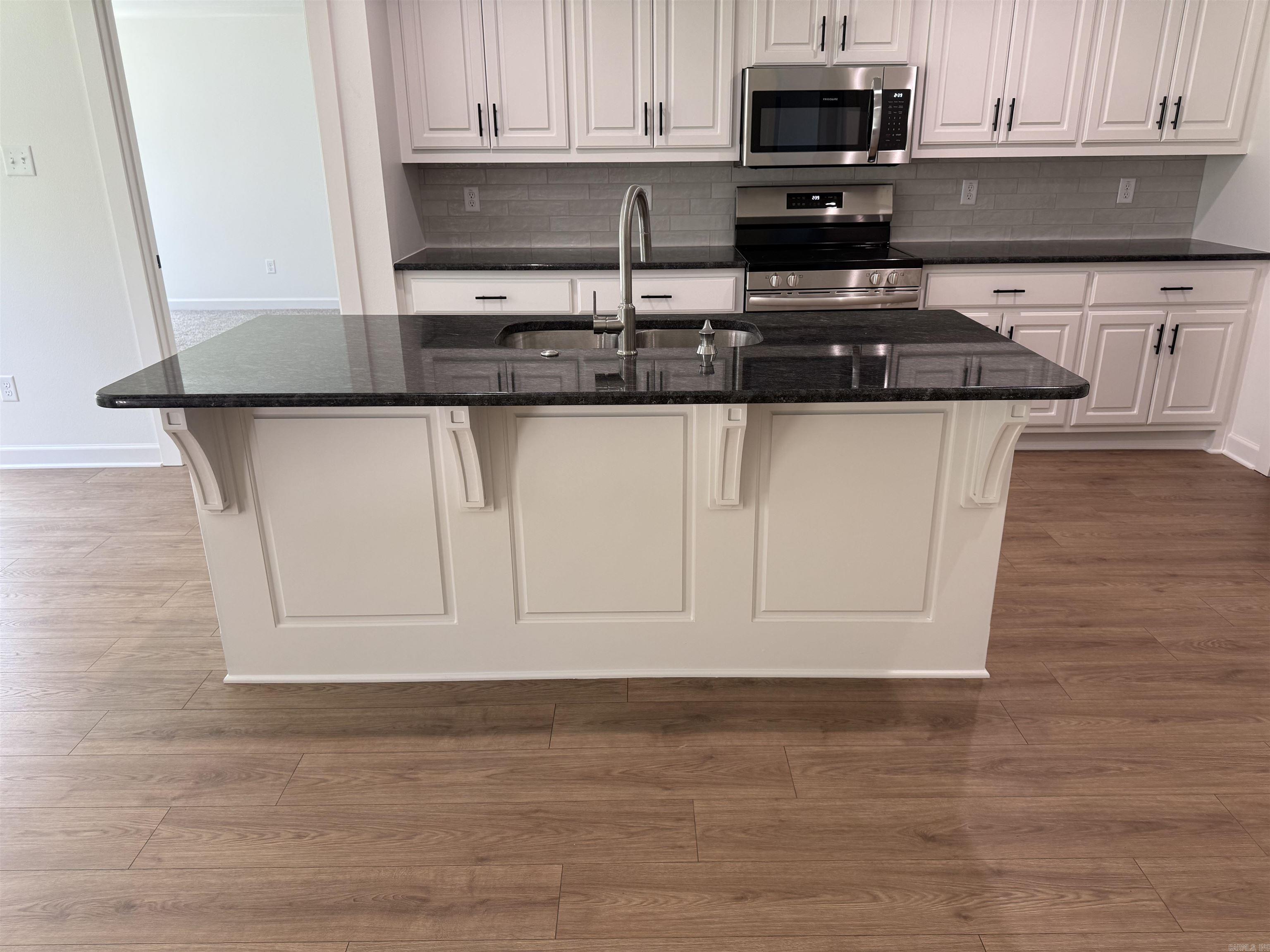 KNOTTING HILL - Residential