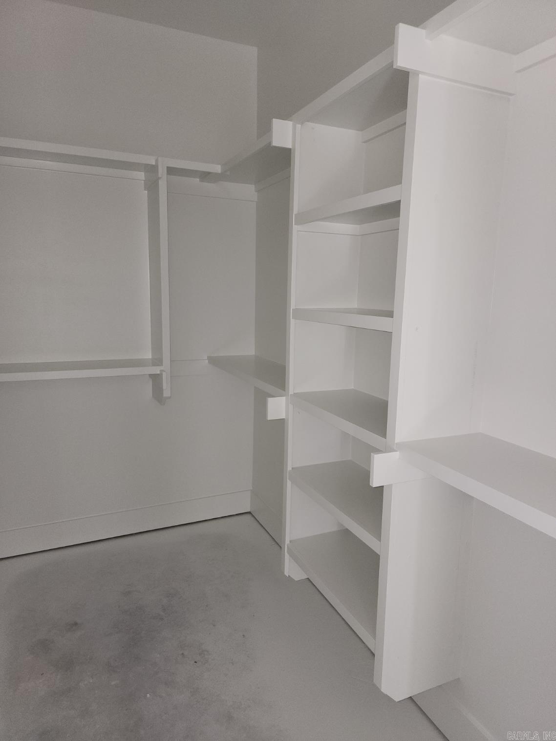 ALTA VISTA - Residential