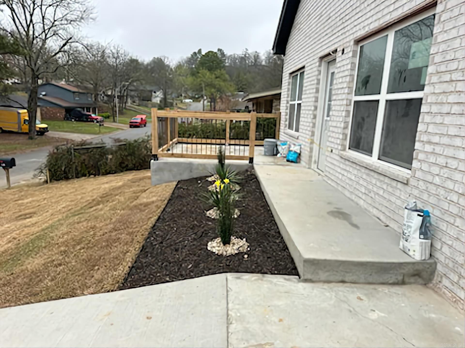 ALTA VISTA - Residential