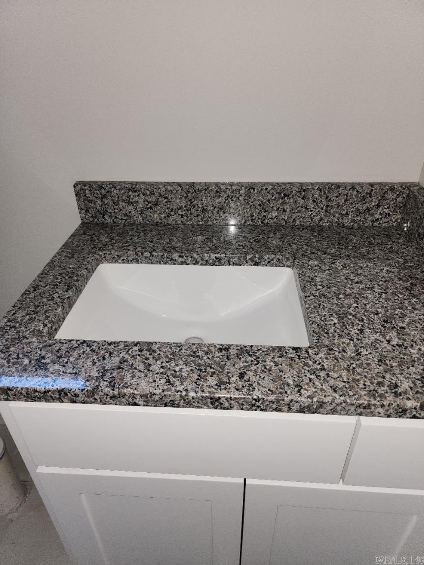 ALTA VISTA - Residential