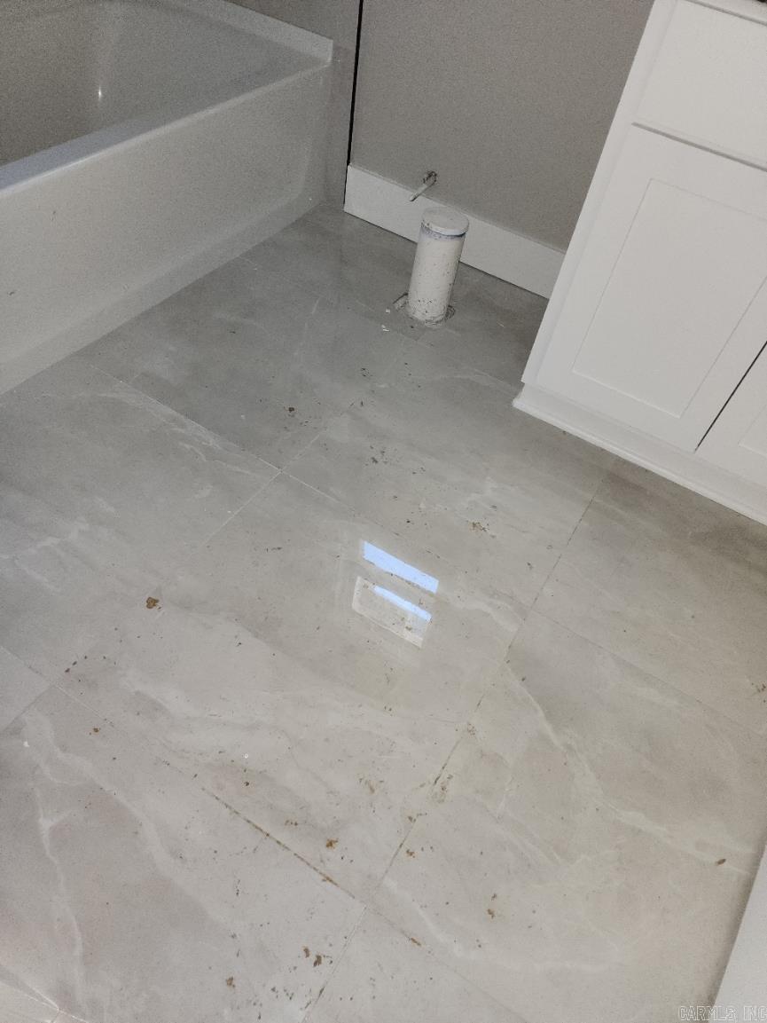 ALTA VISTA - Residential