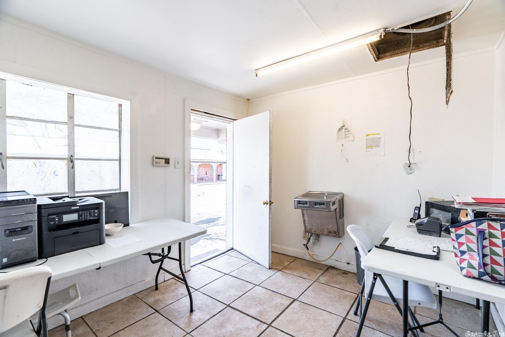 Magnolia - Commercial Sale