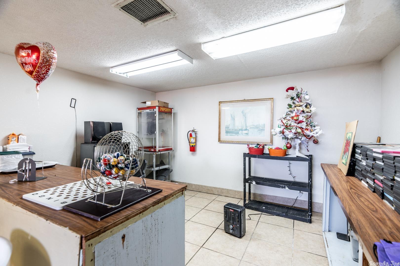 Magnolia - Commercial Sale