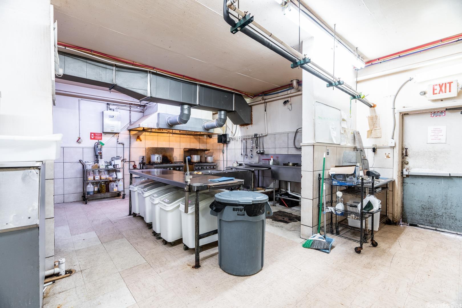 Magnolia - Commercial Sale