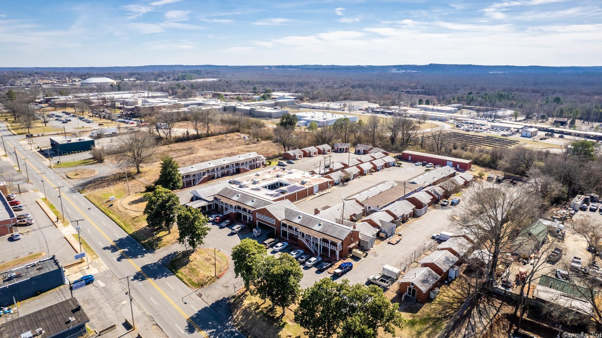 Magnolia - Commercial Sale