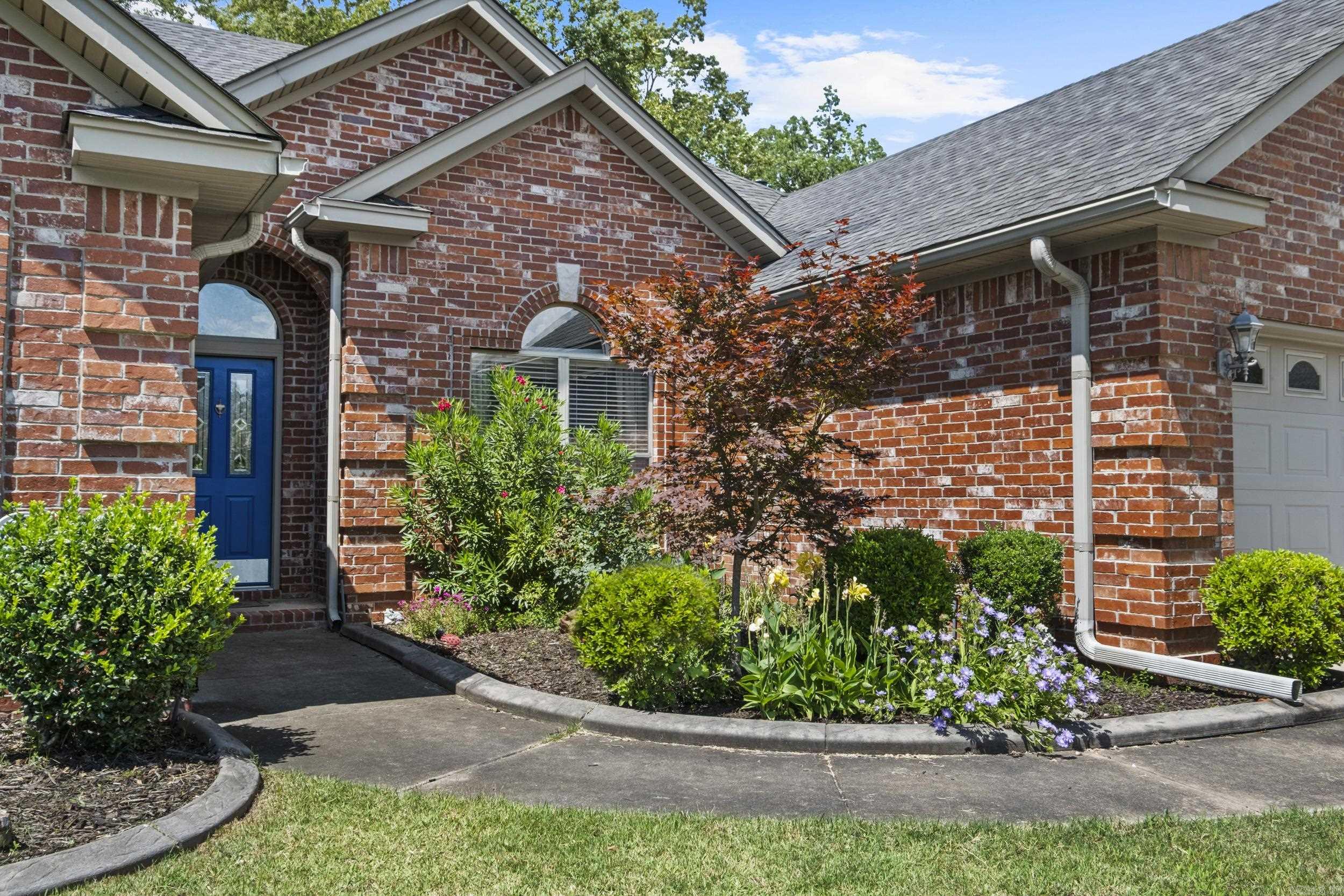 COUNTRY CLUB OF ARK THE - Residential