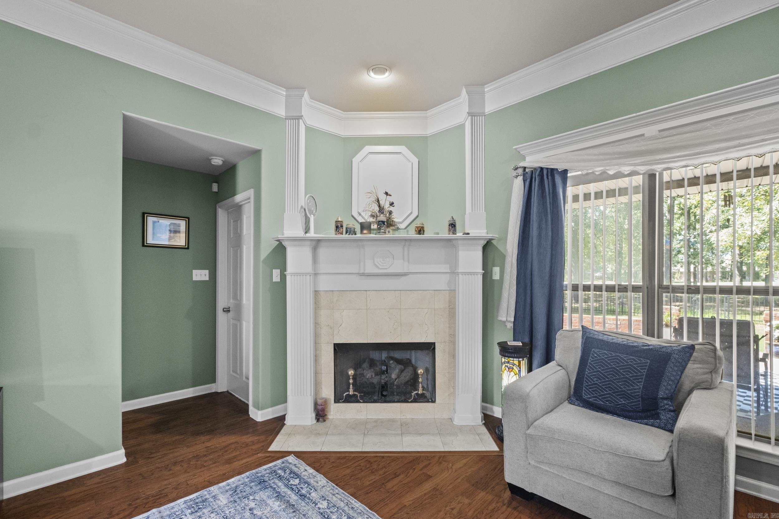 COUNTRY CLUB OF ARK THE - Residential