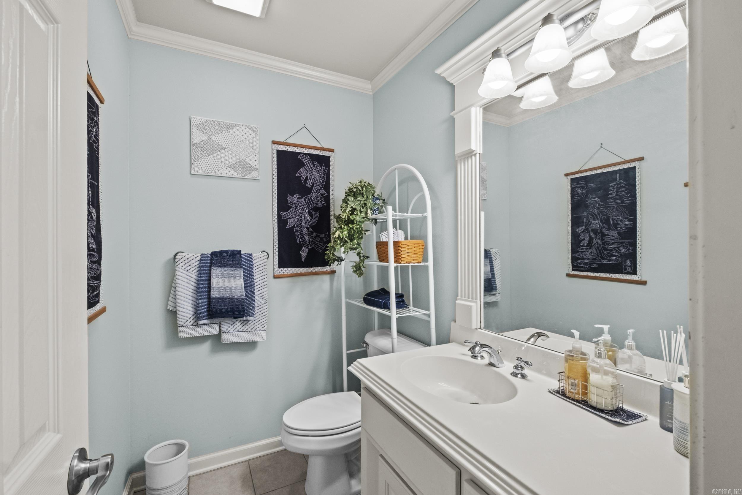 COUNTRY CLUB OF ARK THE - Residential