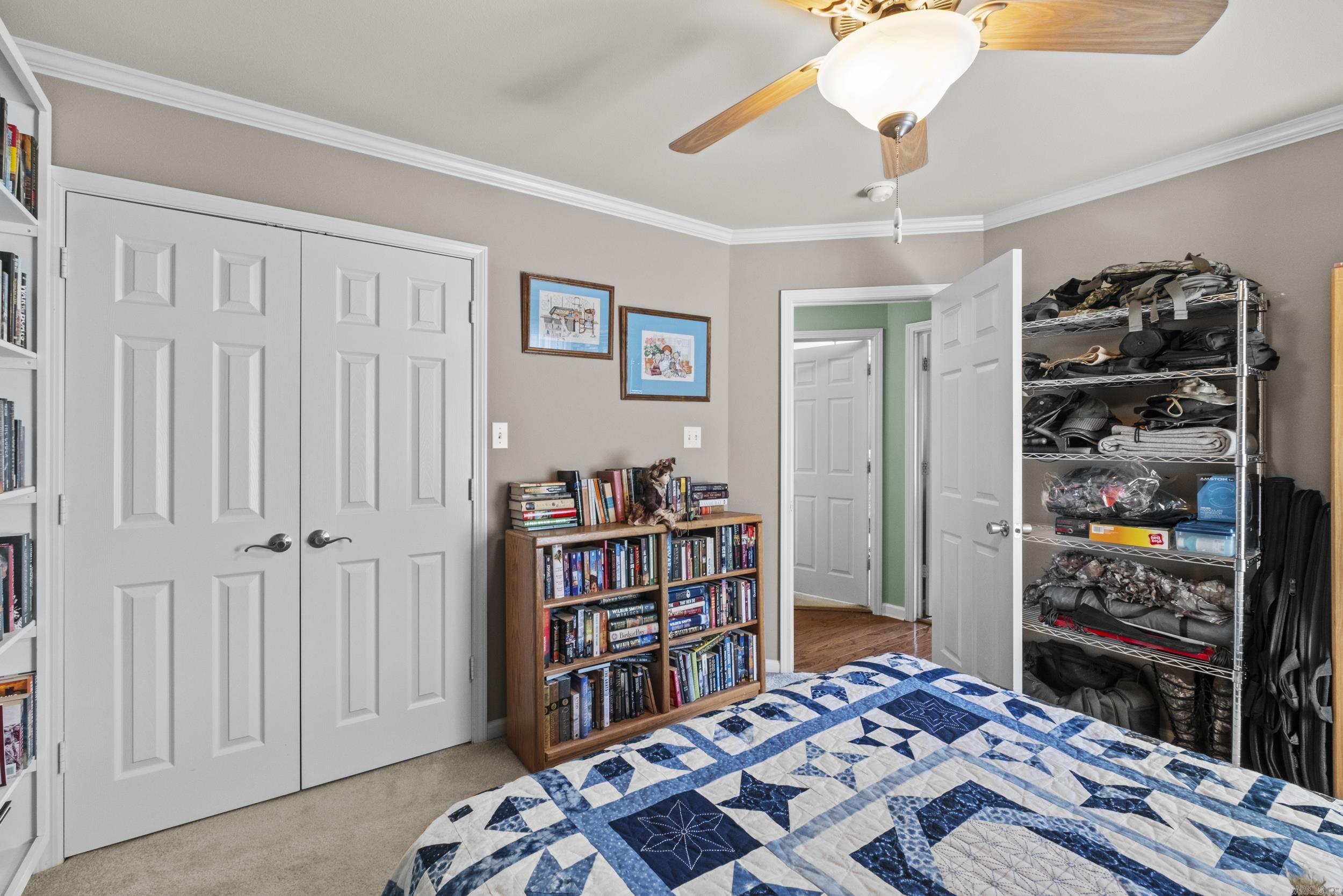 COUNTRY CLUB OF ARK THE - Residential