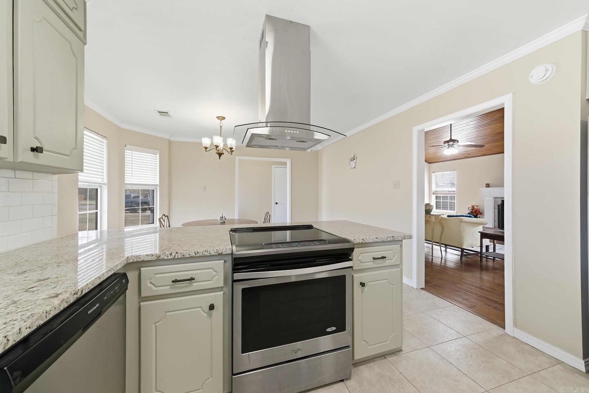 SOUTHWIND - Residential