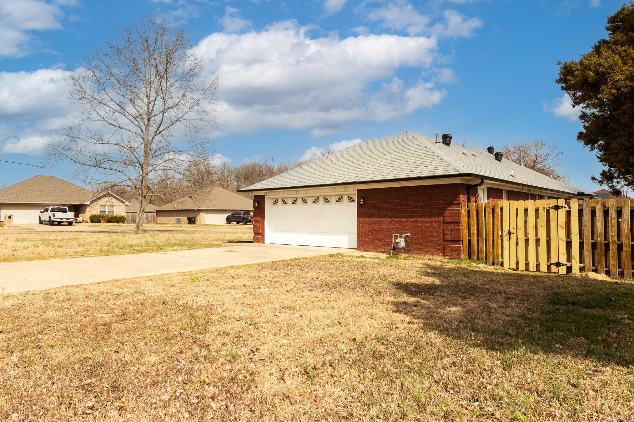 SOUTHWIND - Residential