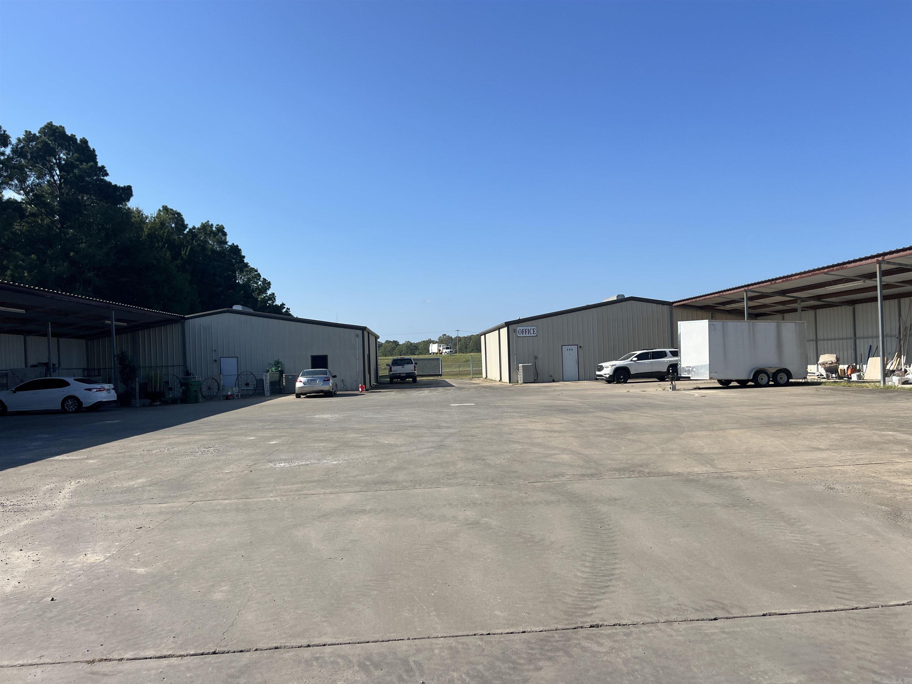 BEARDEN CITY METES & BOUNDS - Commercial Sale