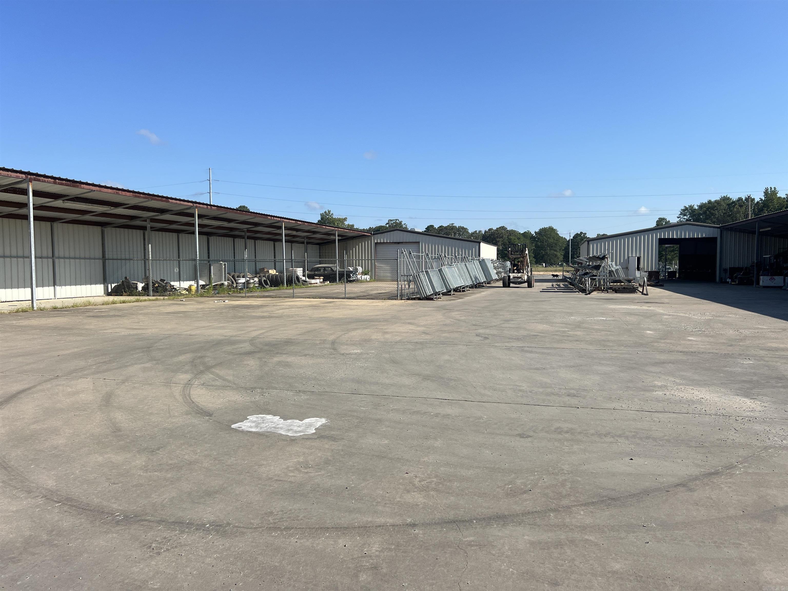 BEARDEN CITY METES & BOUNDS - Commercial Sale