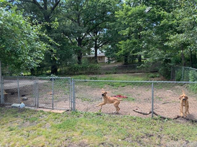 WADDLE & HUGHES - Residential