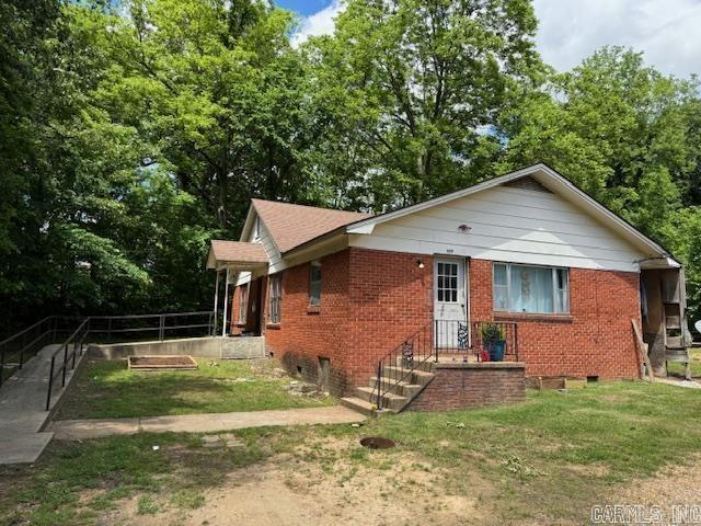 WADDLE & HUGHES - Residential