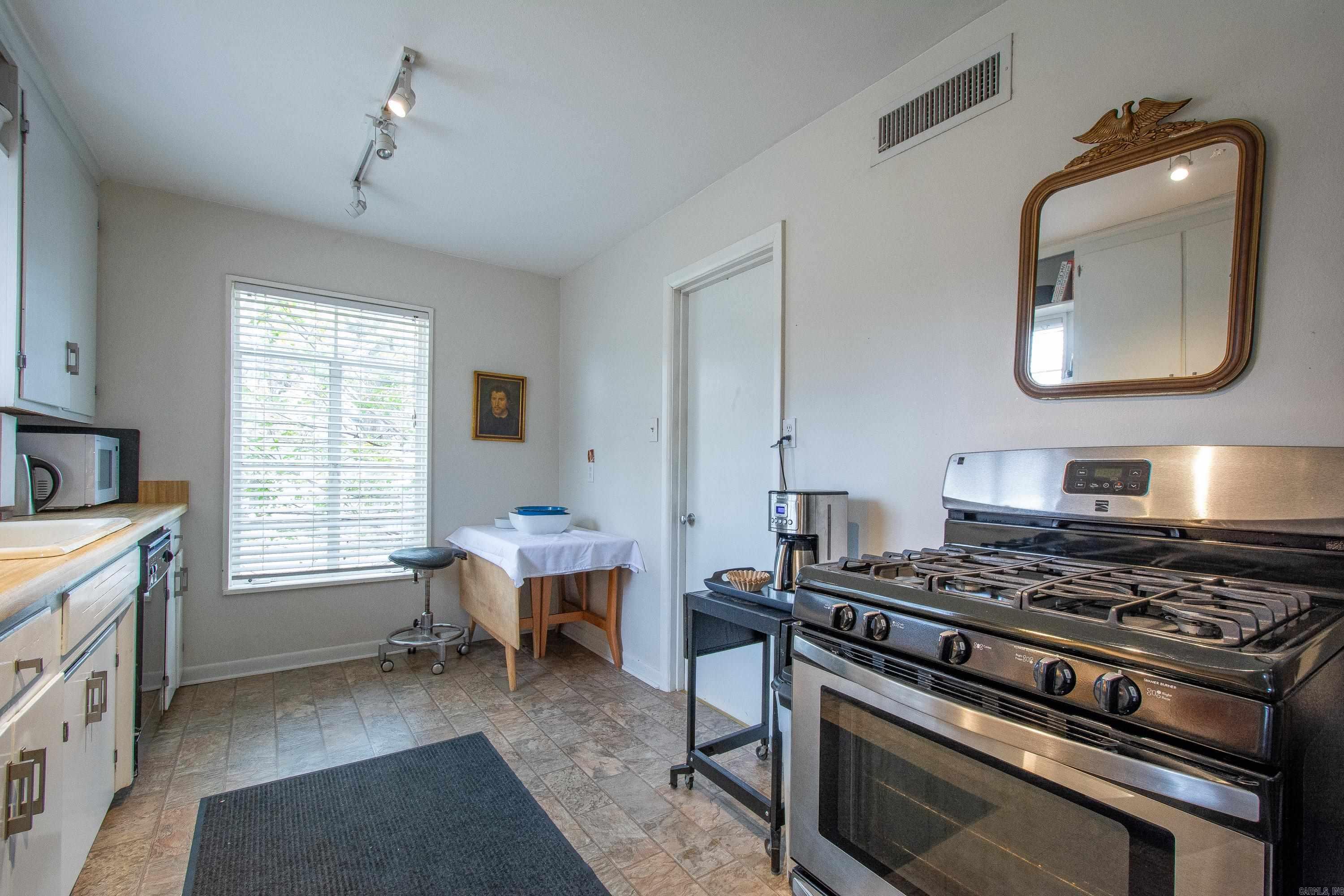 Lincoln Park - Residential