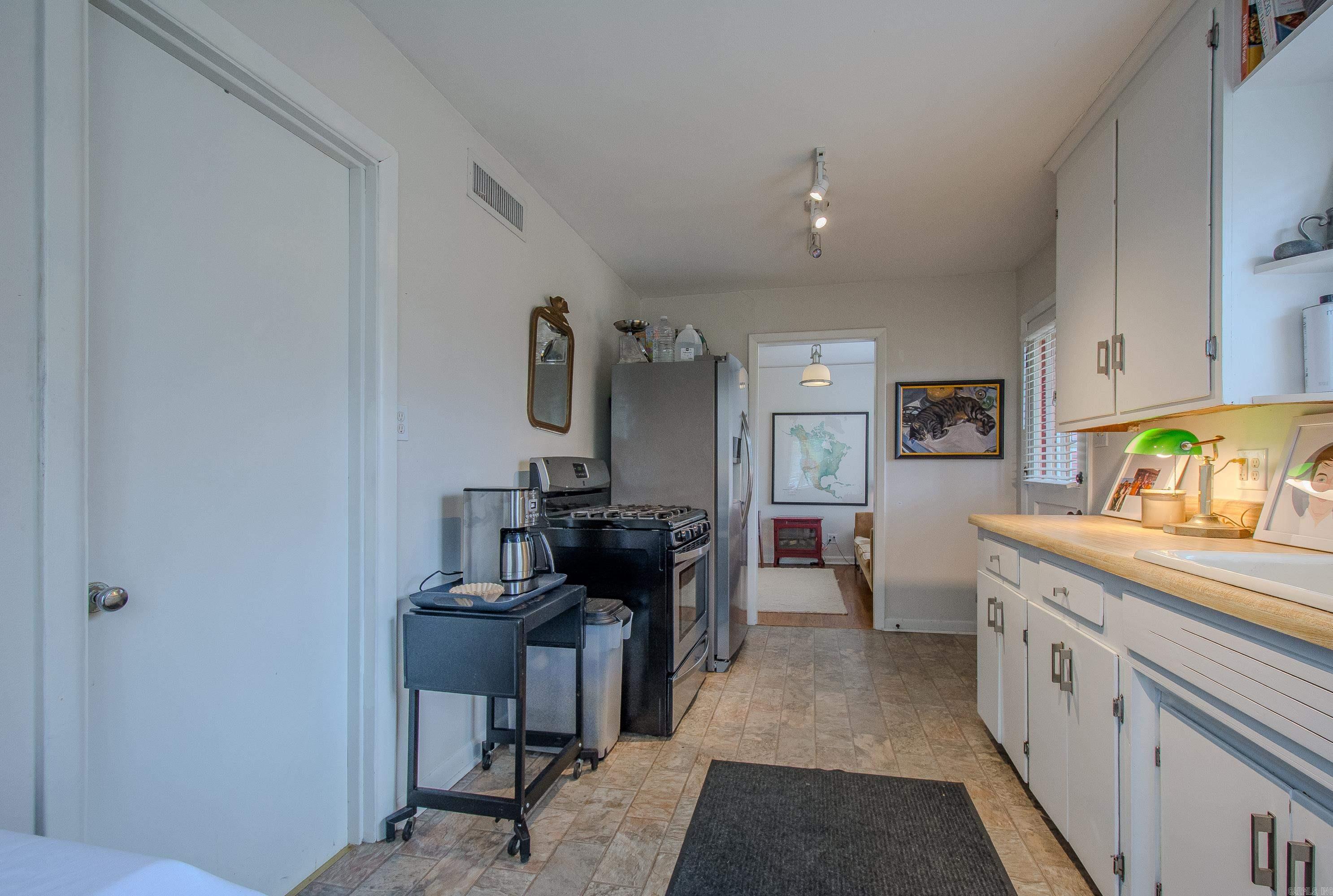 Lincoln Park - Residential