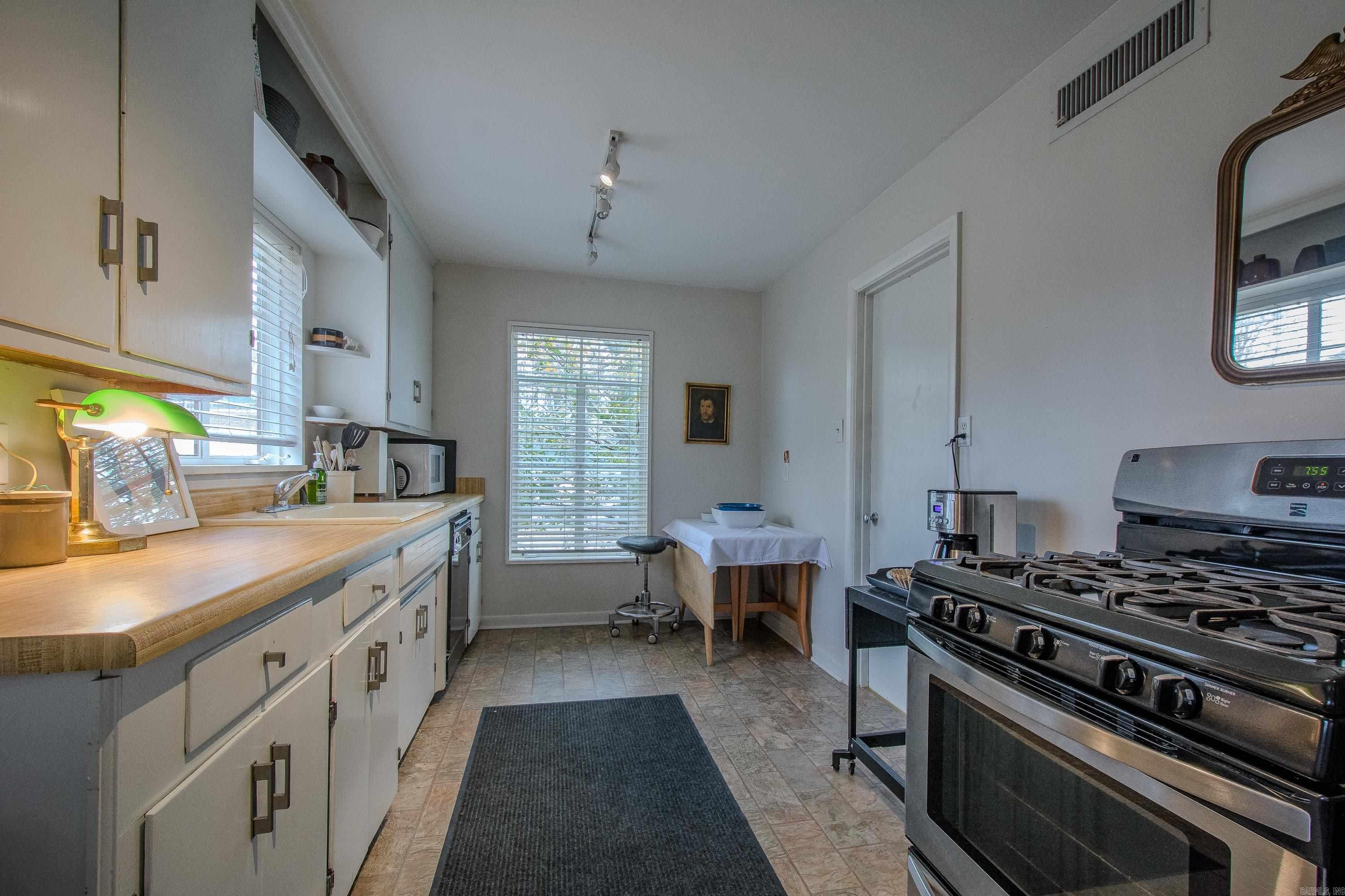 Lincoln Park - Residential