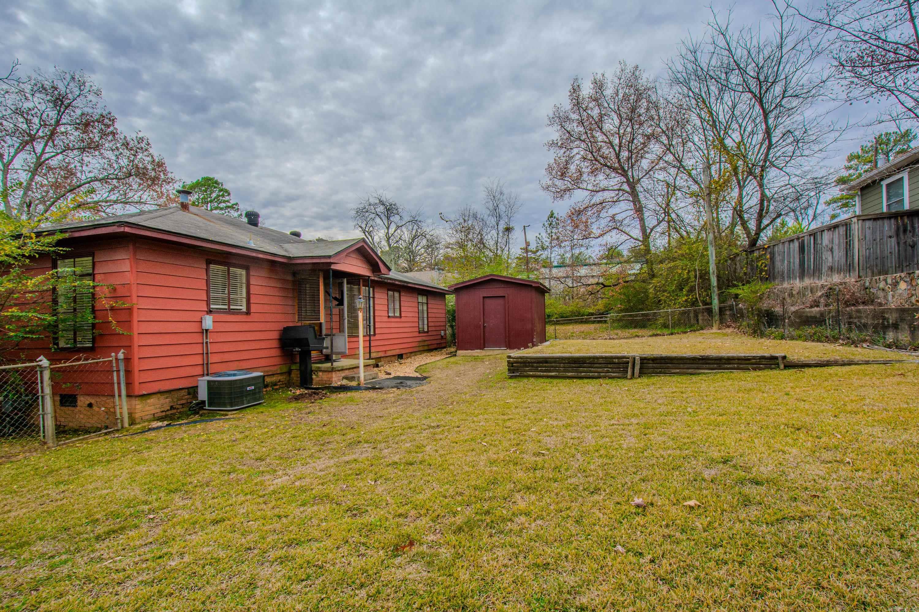 Lincoln Park - Residential