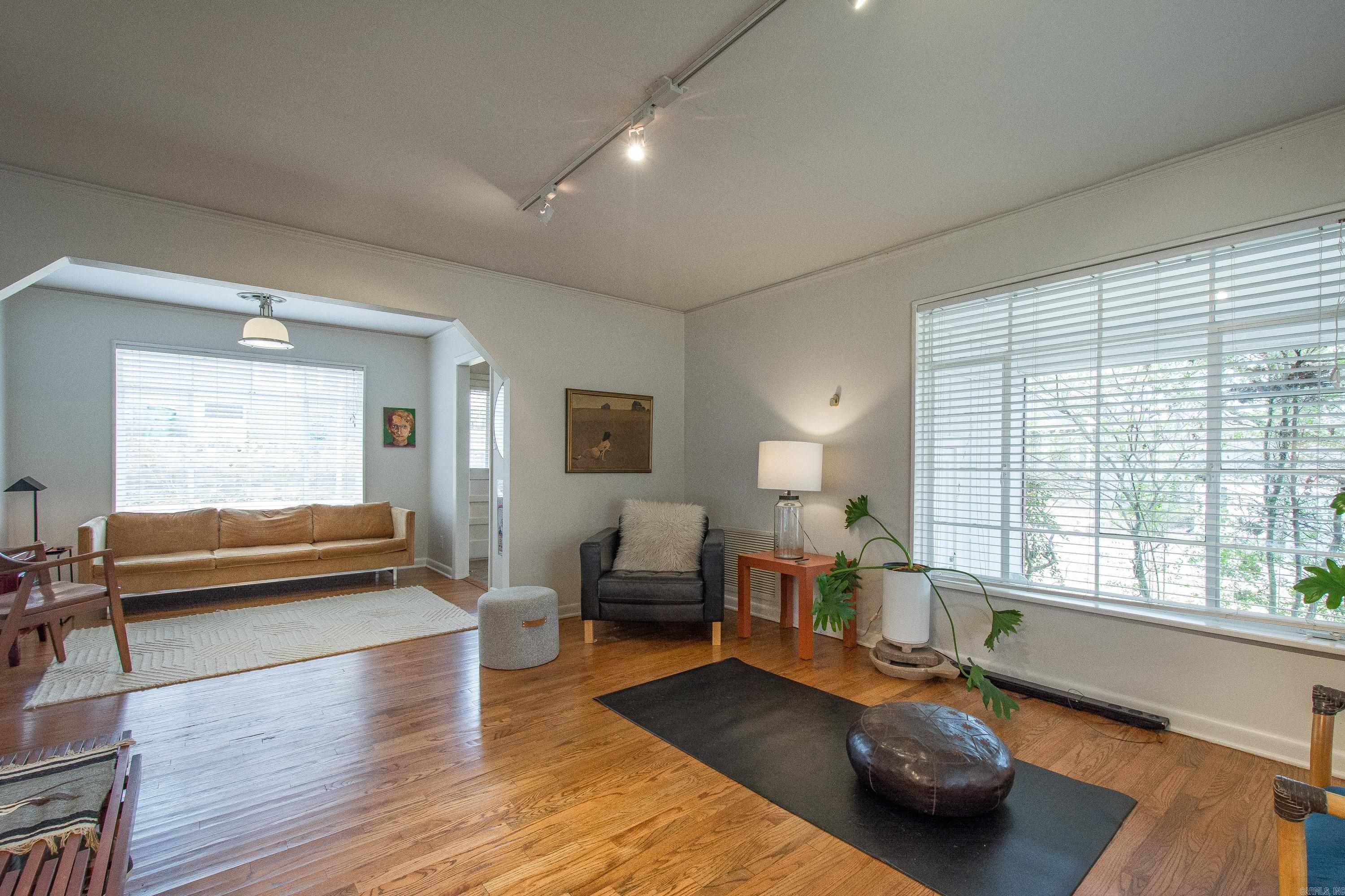 Lincoln Park - Residential