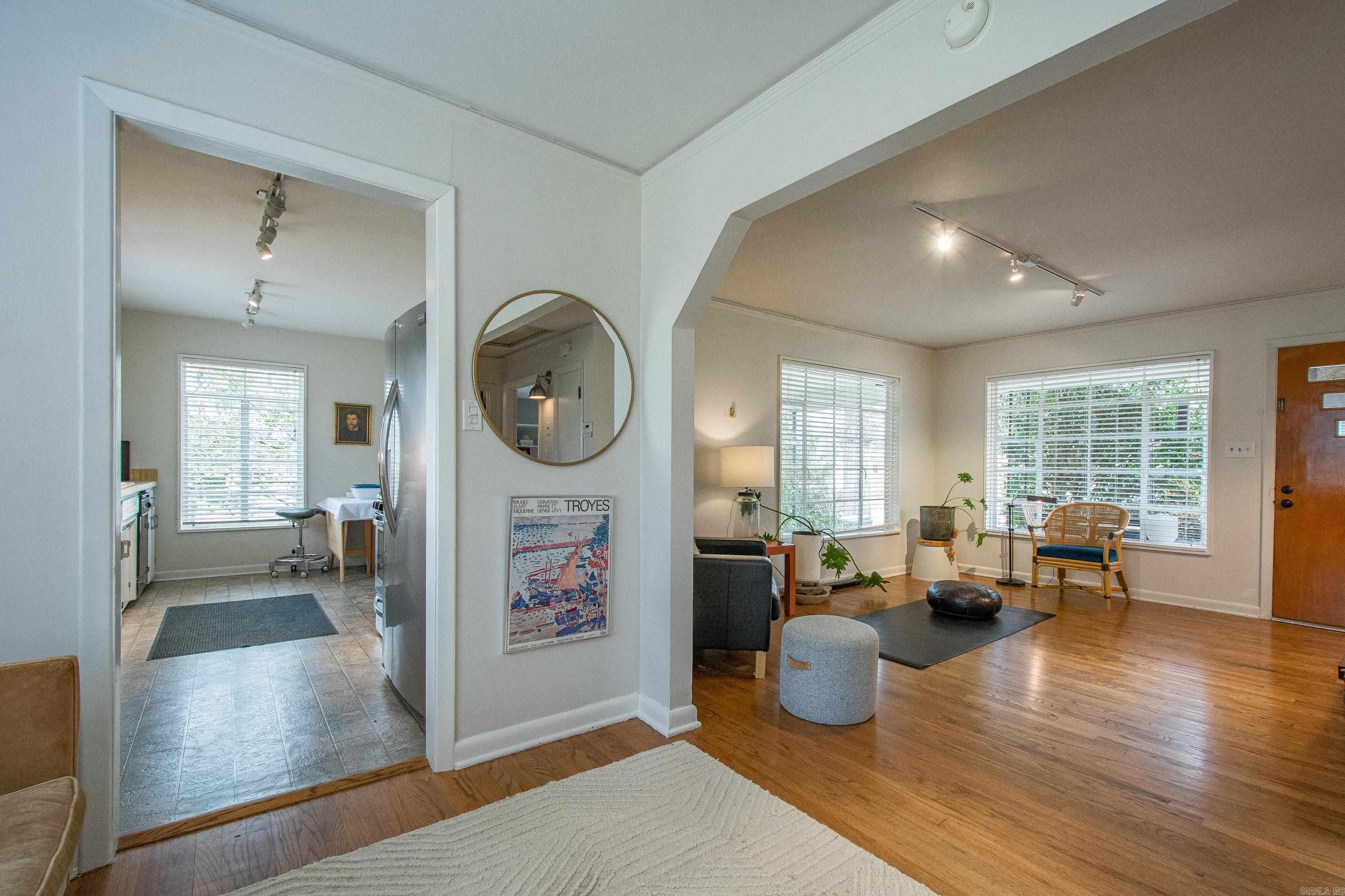 Lincoln Park - Residential