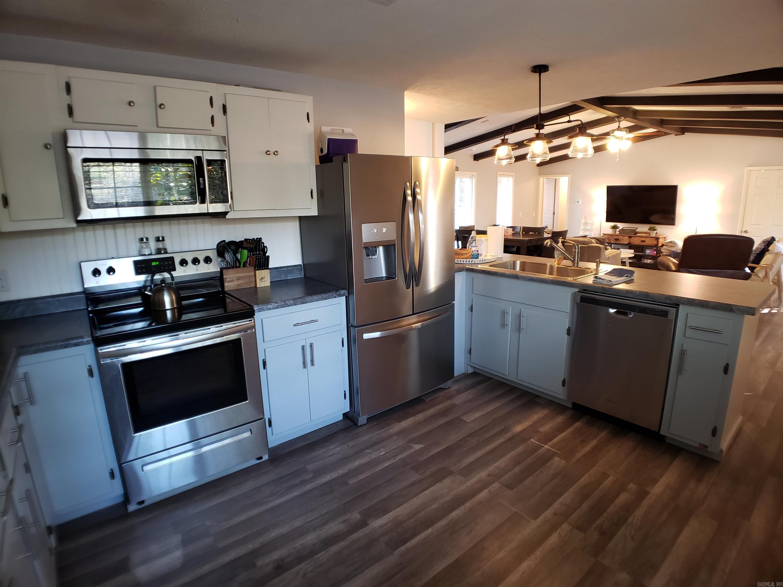 Lakevievv - Residential