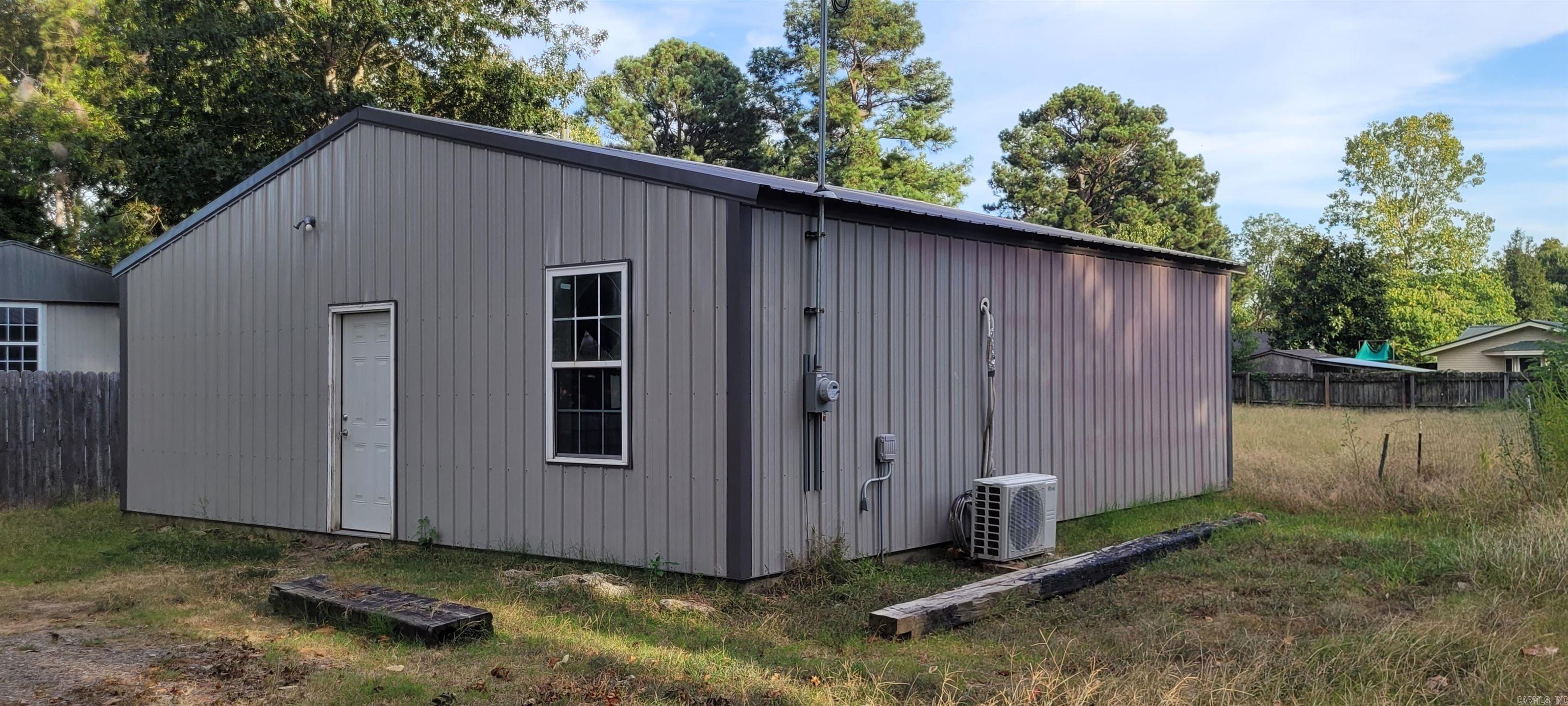 REYNOLDS & LAW SUBDIVISION - Residential