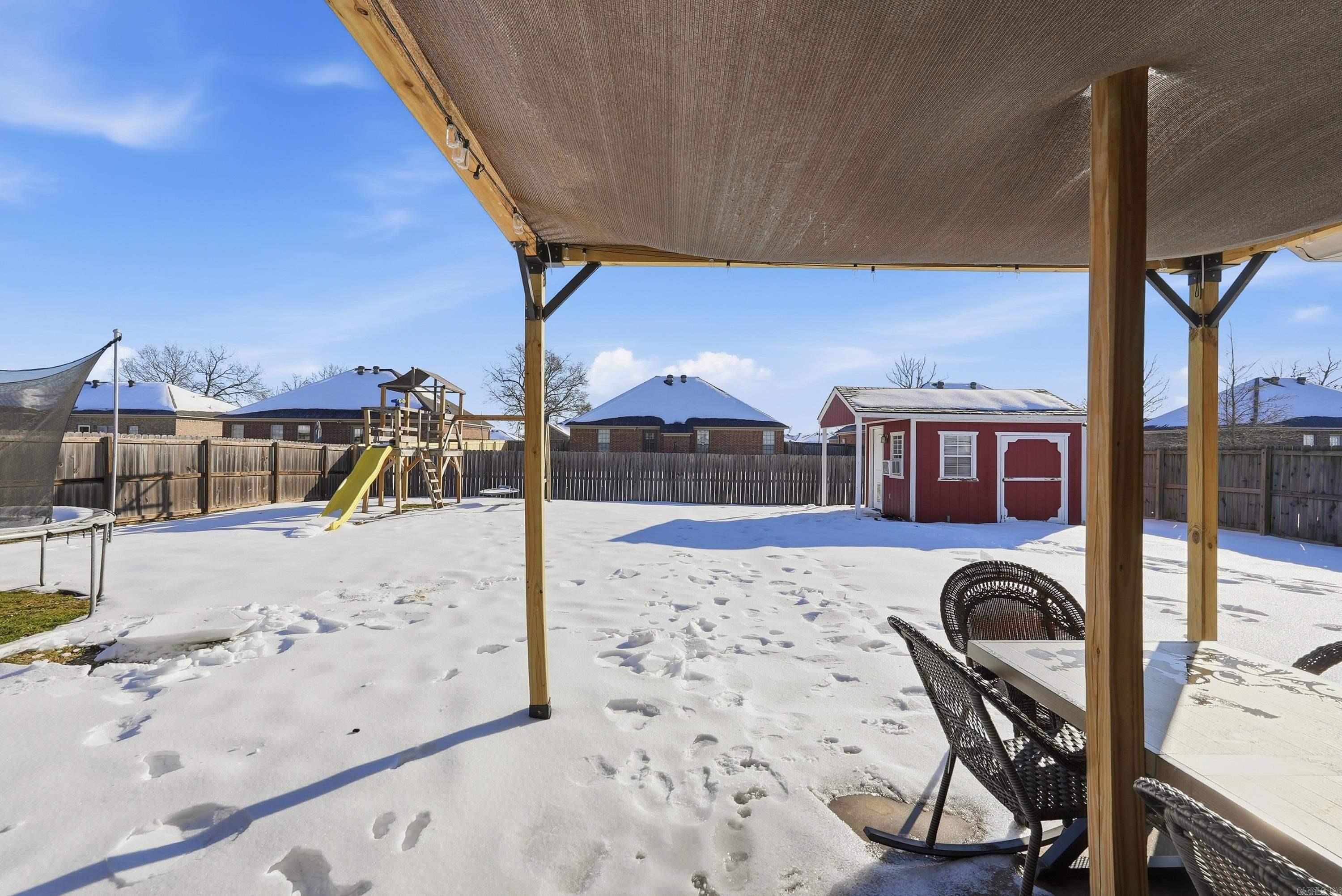 SAGEBRUSH COVE - Residential