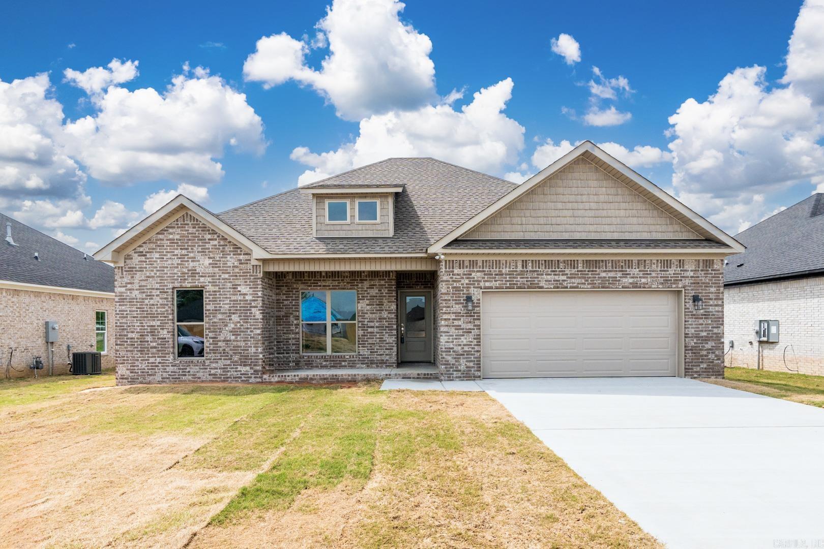 Gorgeous new, quality built new construction home built by Mallory Construction. Many upgrades and extras not always found in new homes. Custom cabinets, upgraded appliances, quartz counter tops. Custom tile shower in the primary. Large covered back porch. Must see to appreciate all this home has to offer.