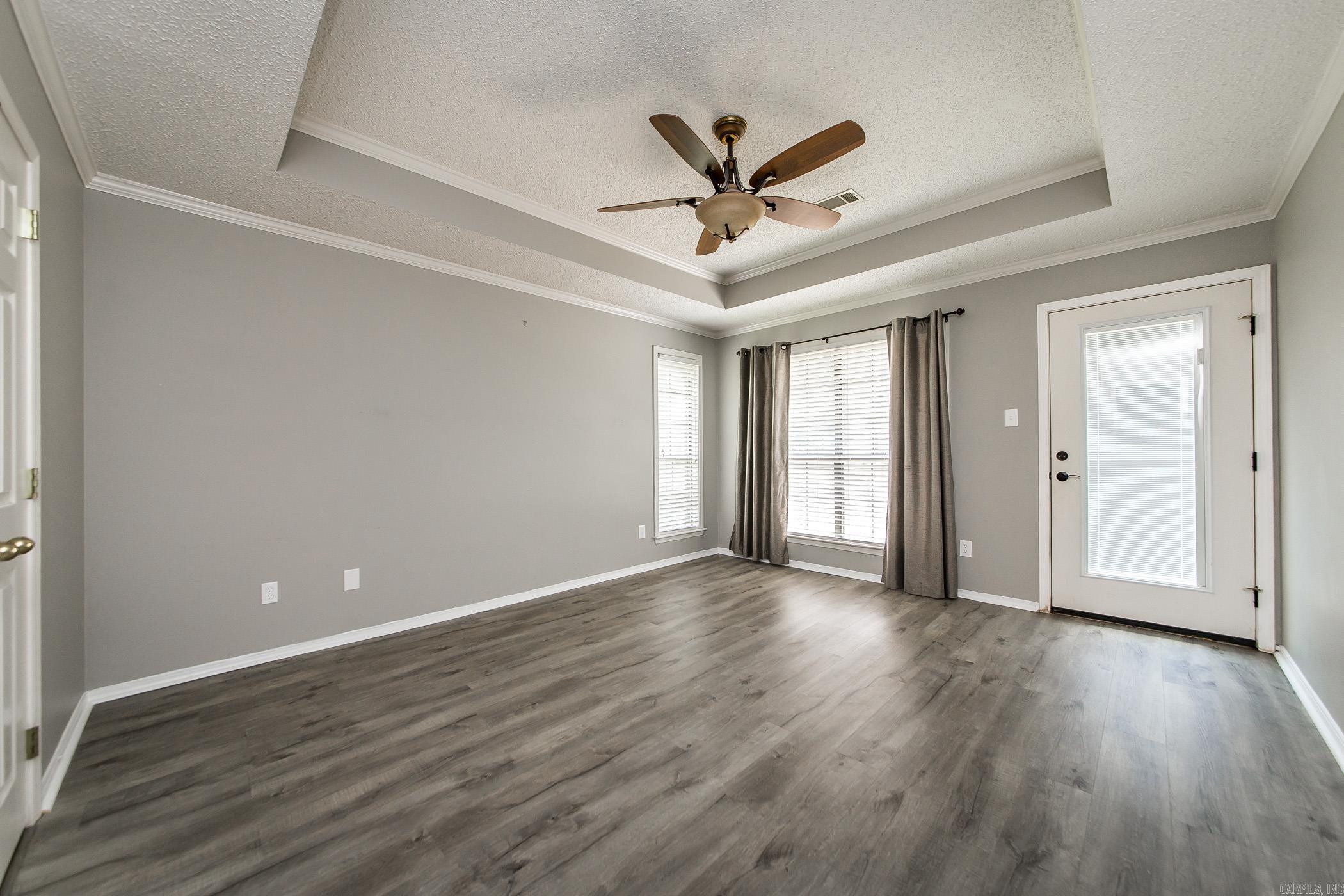 COUNTRY CLUB OF ARK THE - Residential