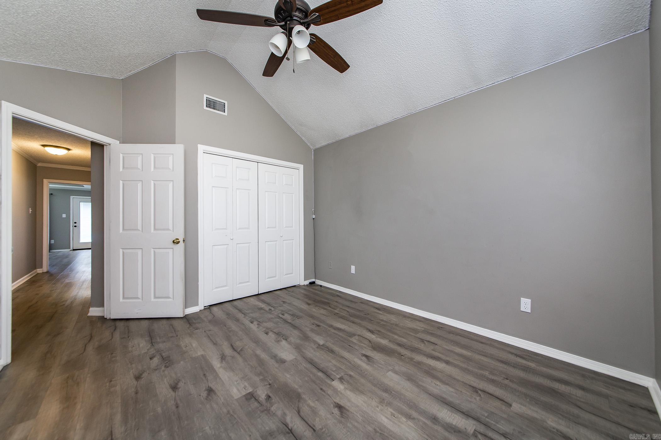 COUNTRY CLUB OF ARK THE - Residential