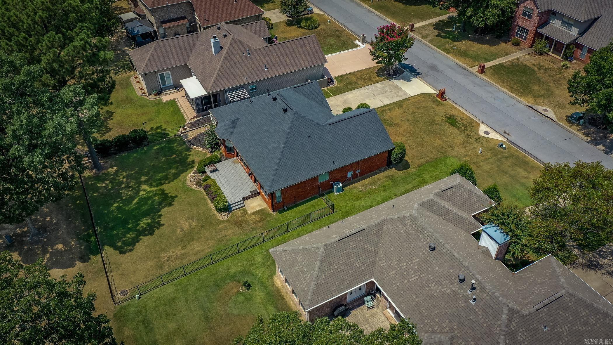 COUNTRY CLUB OF ARK THE - Residential